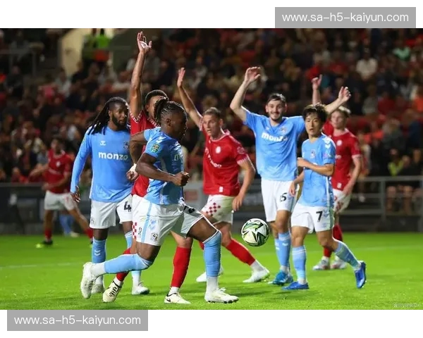 EPL首发:掌握英超开场瞬间,成为赛场第一眼的预言家