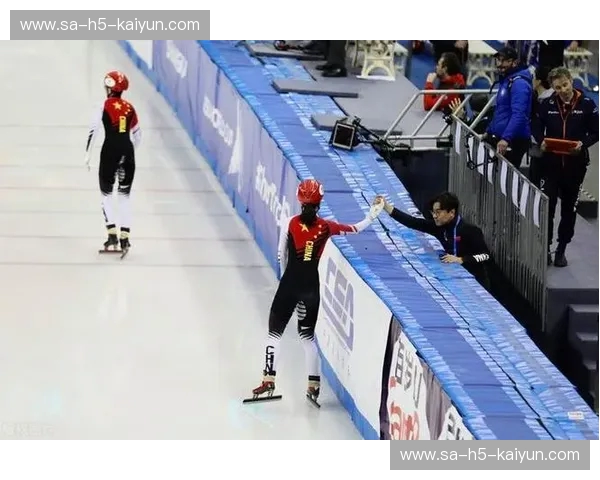 比分短道速滑：让每一圈都成为记忆的瞬间